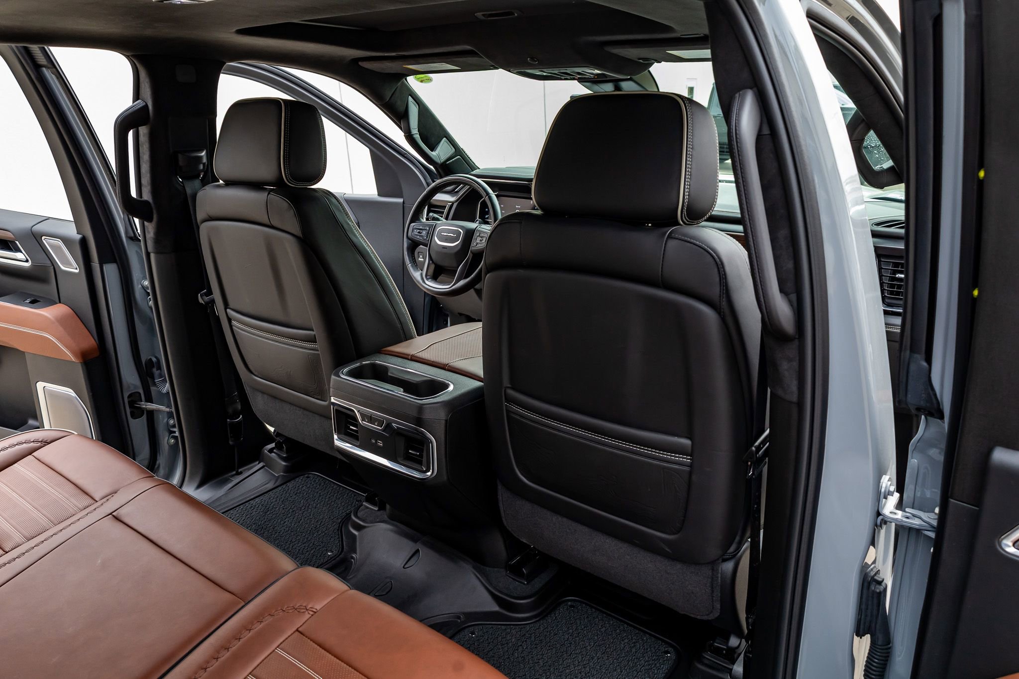 Used 2025 GMC Sierra 1500 Denali Ultimate image 32