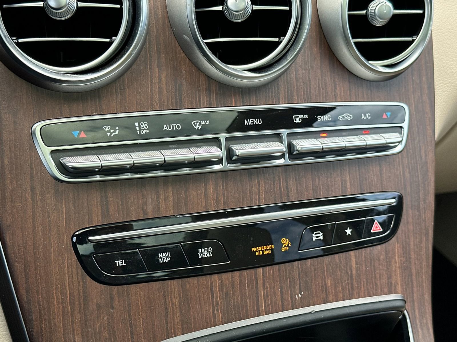 Certified 2022 Mercedes-Benz GLC 300 image 22