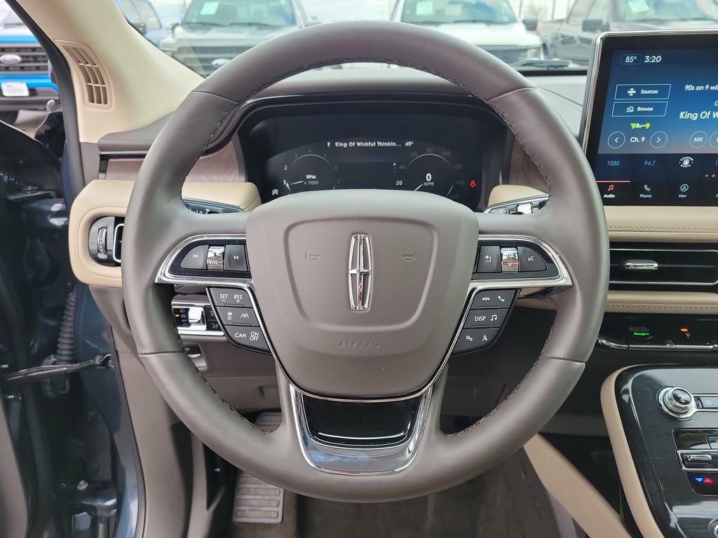 Certified 2023 Lincoln Nautilus Reserve w/ Equipment Group 202A image 23