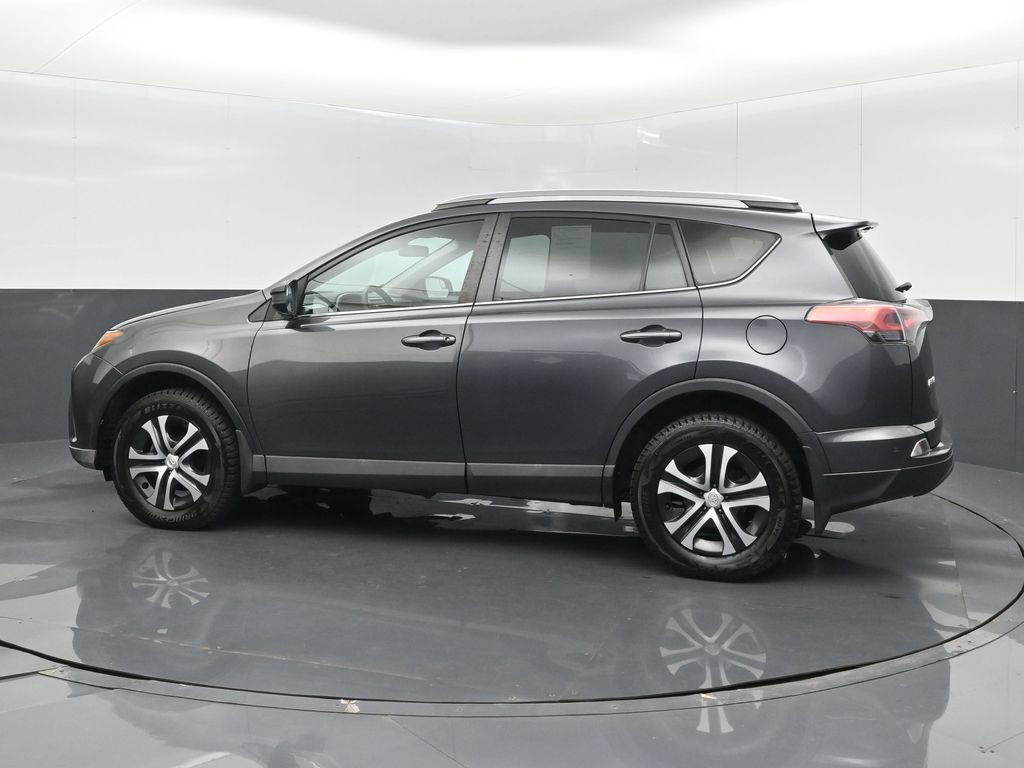 Used 2018 Toyota RAV4 LE w/ All Weather Liner Package AWD/4WD image 4