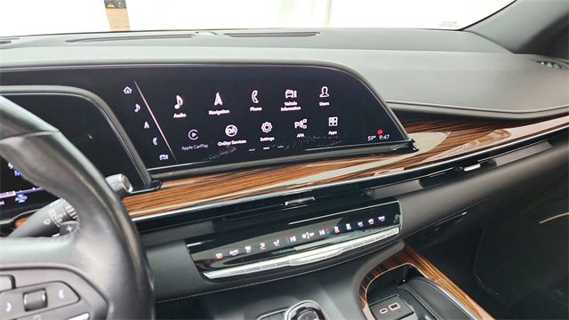 Used 2021 Cadillac Escalade Premium Luxury image 15