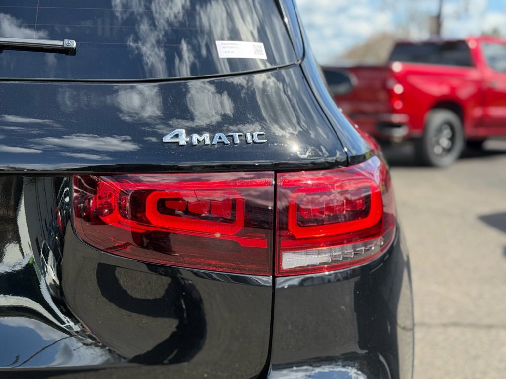 Certified 2023 Mercedes-Benz GLB 250 4MATIC image 7