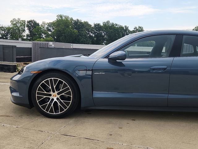 New 2026 Porsche Taycan image 6