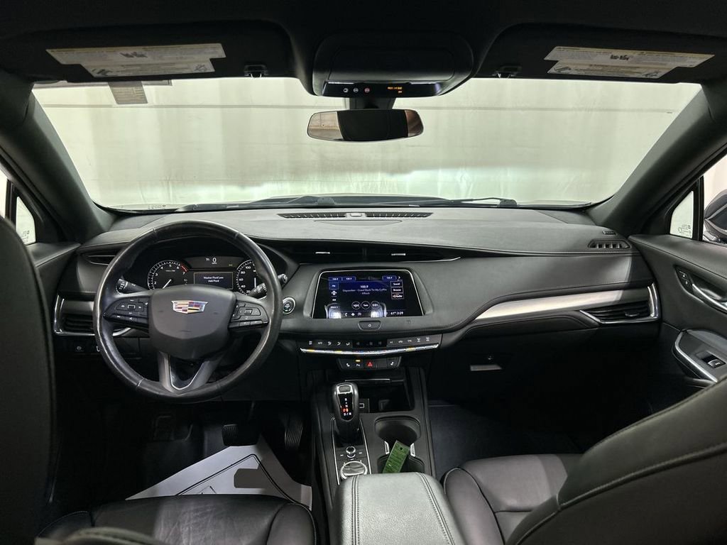 Used 2019 Cadillac XT4 Premium Luxury w/ Cold Weather Package AWD/4WD image 18