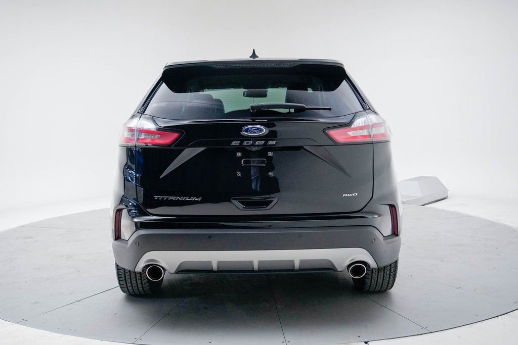 Used 2024 Ford Edge Titanium image 9