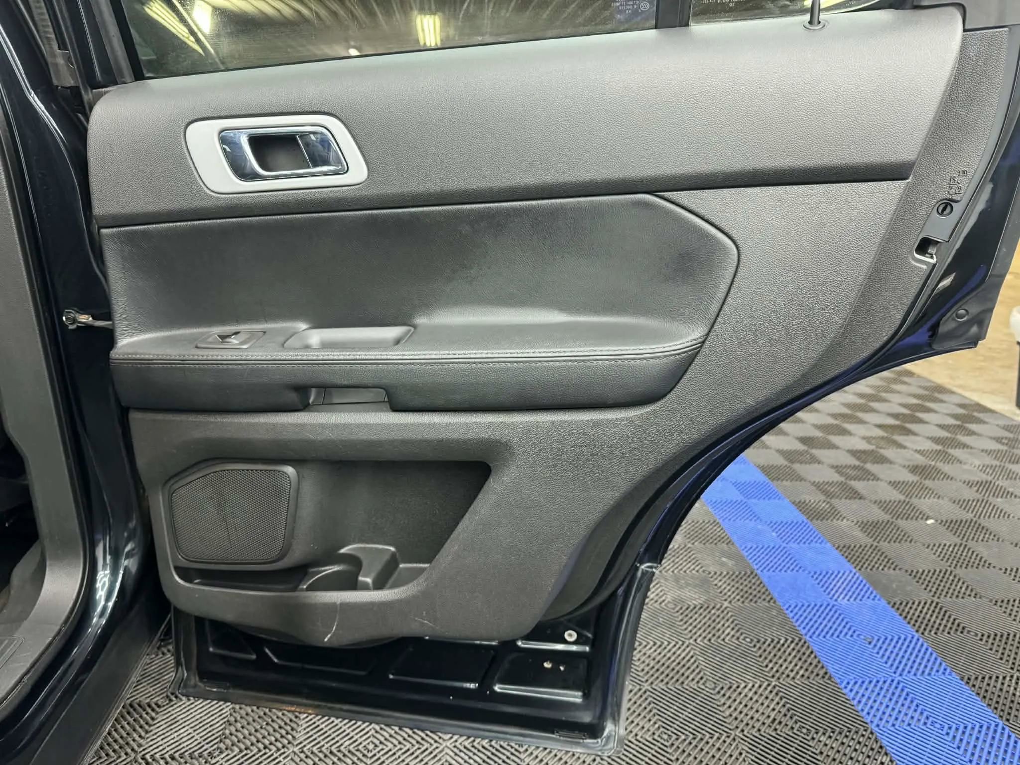 Used 2014 Ford Explorer Limited AWD/4WD image 8