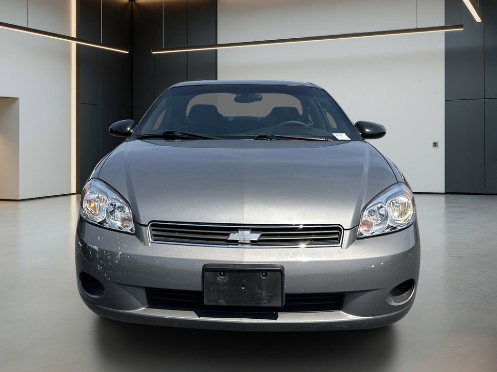 Used 2006 Chevrolet Monte Carlo LT w/ Preferred Equipment Group FWD image 4