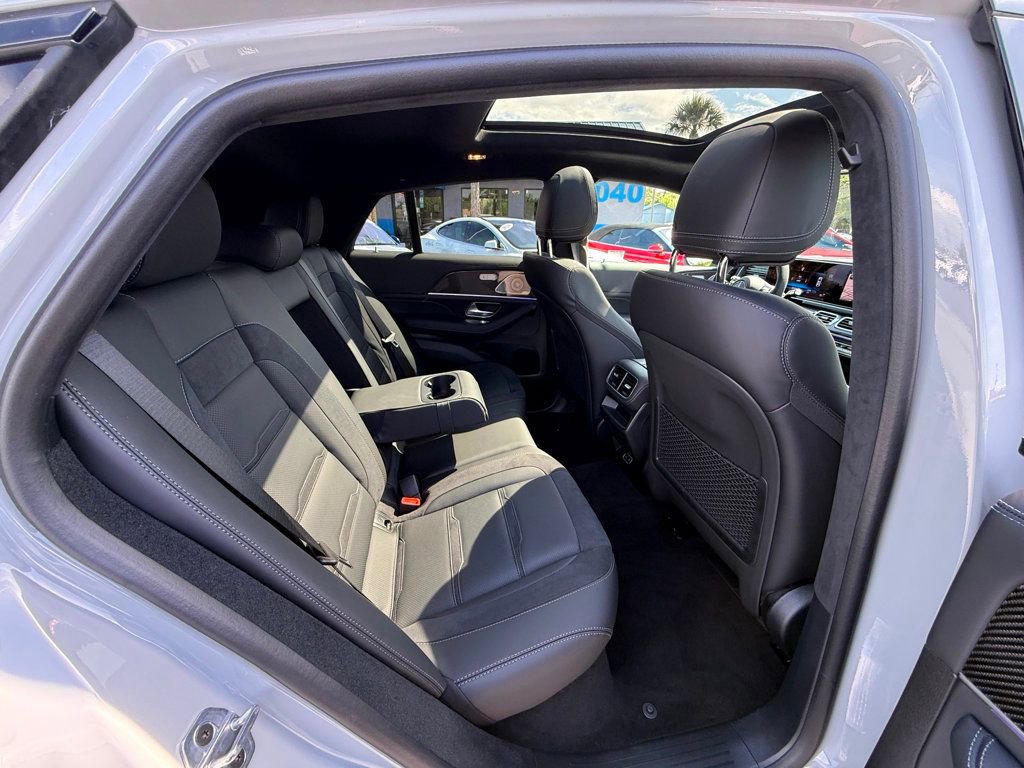 Used 2024 Mercedes-Benz GLE 53 AMG 4MATIC Coupe image 37