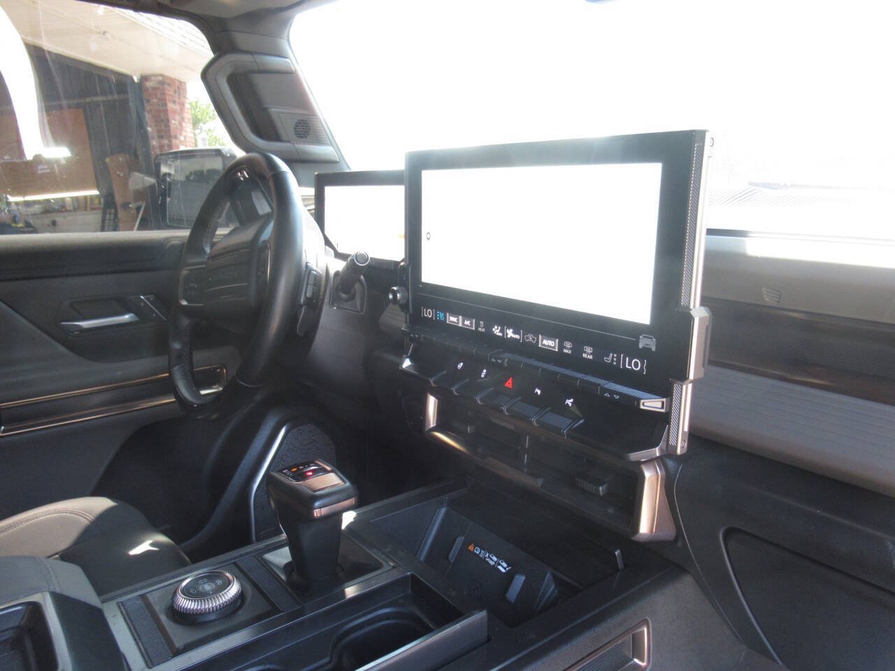 Used 2025 GMC Hummer EV 2X AWD/4WD image 13