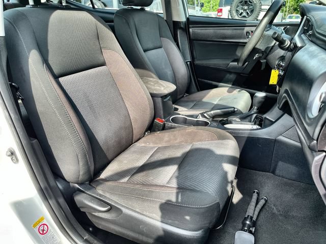 Used 2019 Toyota Corolla LE FWD image 26