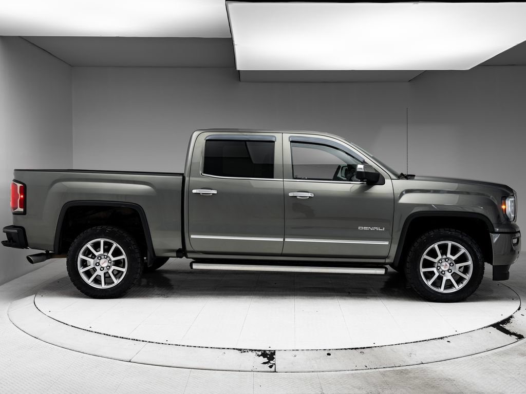 Used 2018 GMC Sierra 1500 Denali AWD/4WD image 30