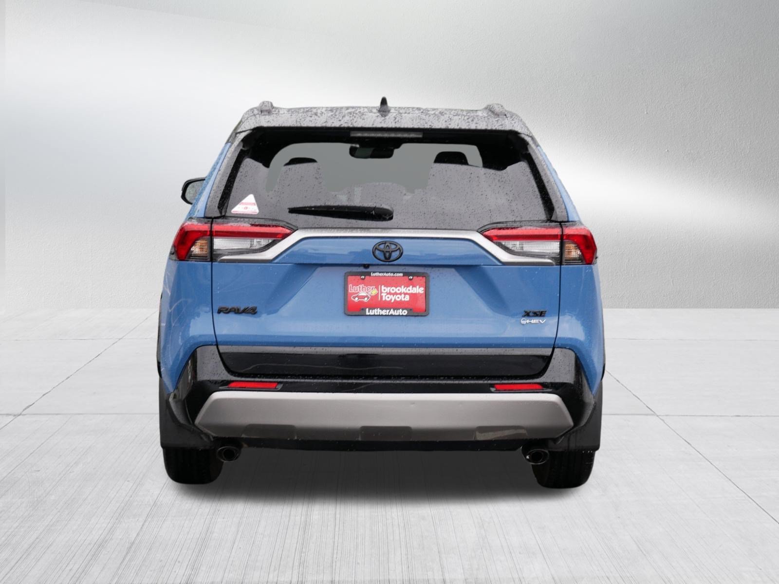 Certified 2025 Toyota RAV4 XSE w/ Weather Package AWD/4WD image 6