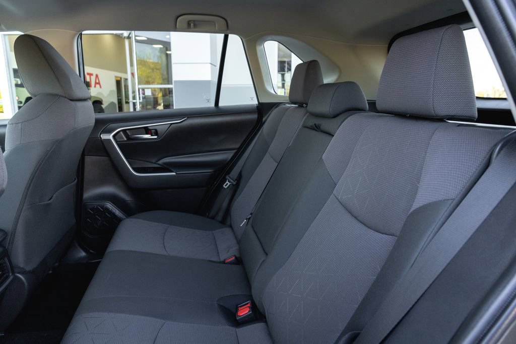 Certified 2024 Toyota RAV4 XLE image 27