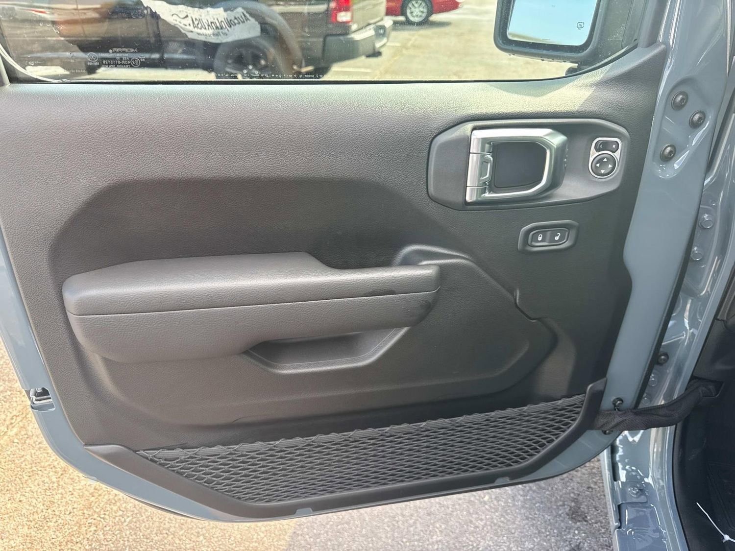 New 2025 Jeep Gladiator Sport AWD/4WD image 20