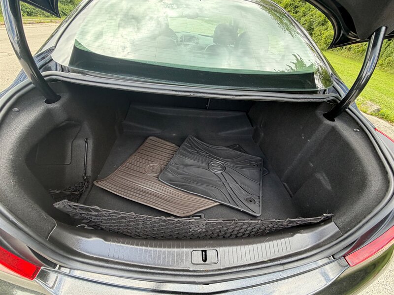 Used 2013 Buick Regal Premium FWD image 9