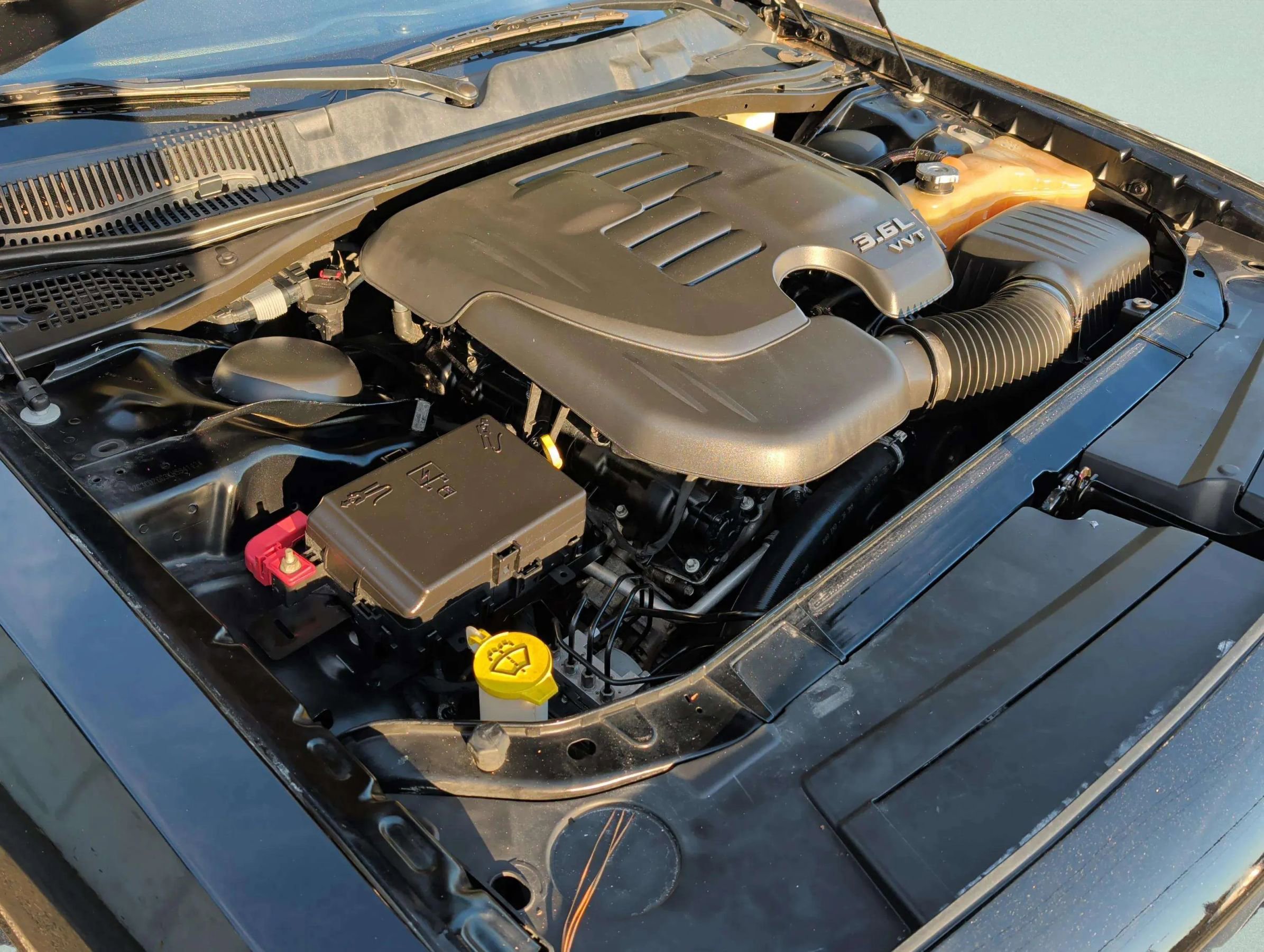 Used 2019 Dodge Challenger SXT AWD/4WD image 33