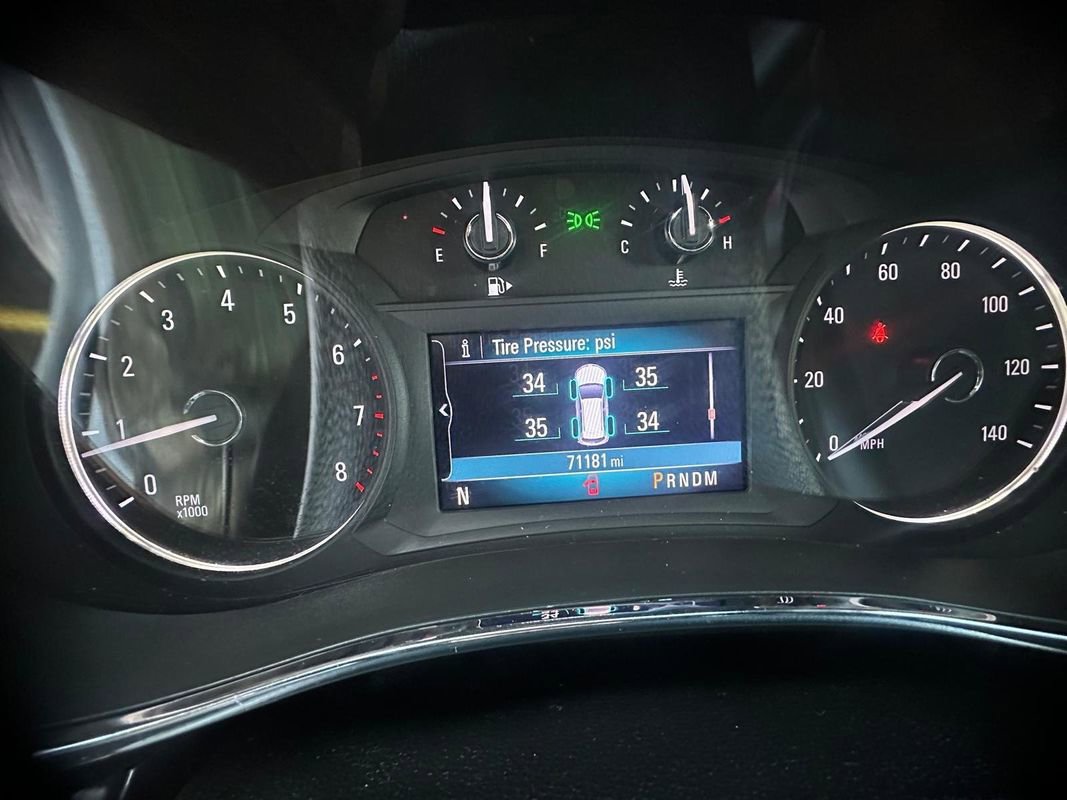 Used 2020 Buick Encore Preferred w/ Safety Package image 20