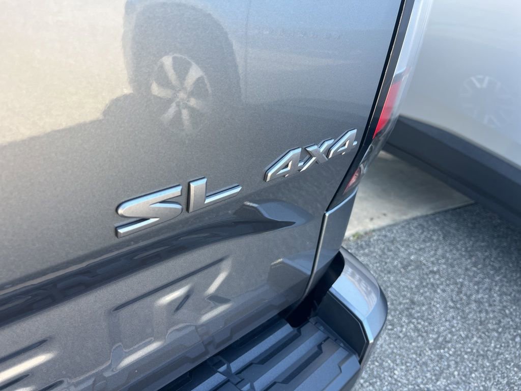 Used 2024 Nissan Frontier SL w/ Technology Package image 27