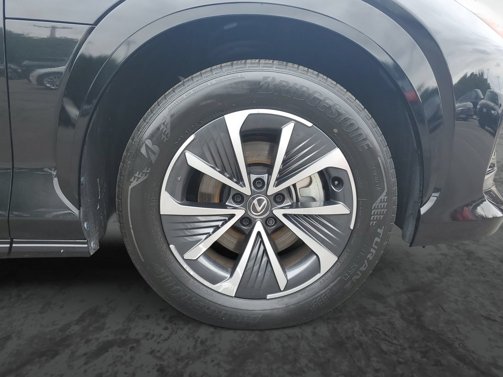 Used 2024 Lexus RZ 300e Premium w/ Accessory Package (Z1) FWD image 6