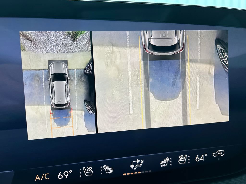 Certified 2025 Buick Envision Avenir image 26