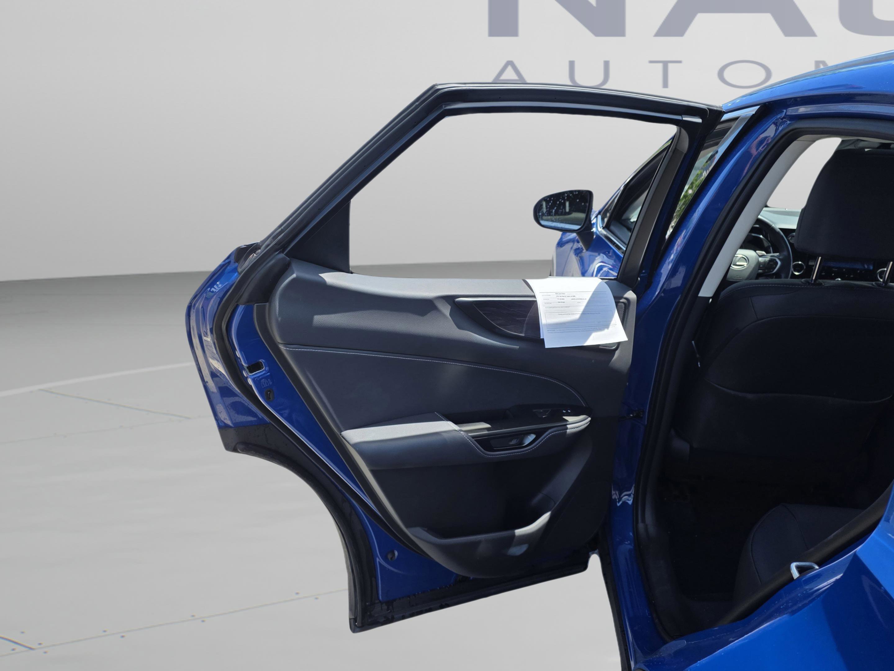 Used 2025 Lexus NX 350 AWD w/ Accessory Package (Z2) image 25