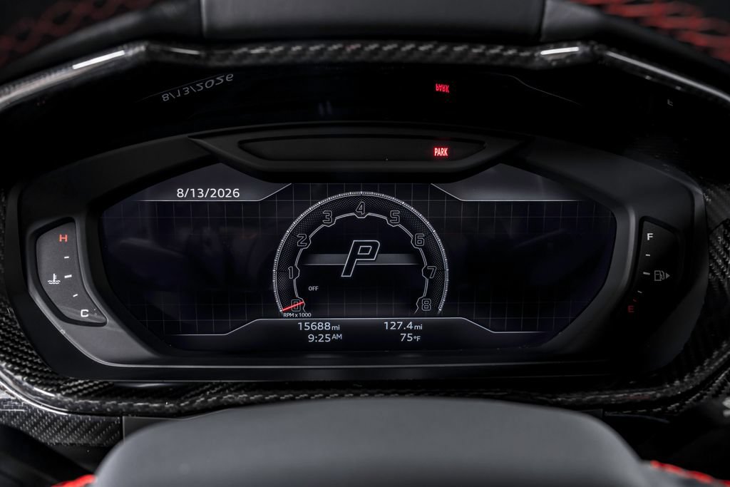Used 2024 Lamborghini Urus Performante AWD/4WD image 15