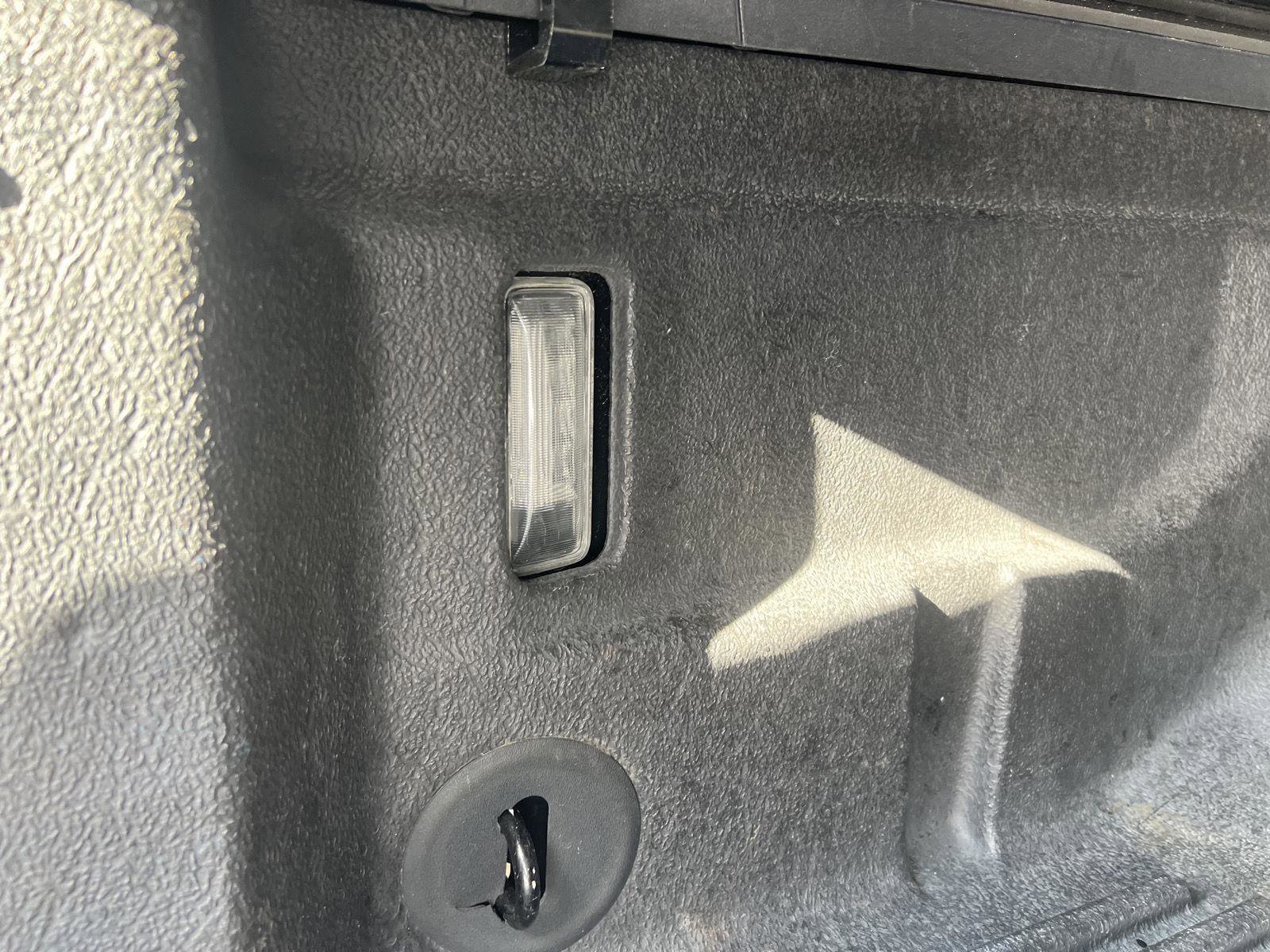 Used 2022 Jeep Gladiator Willys image 36