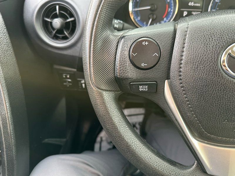 Used 2017 Toyota Corolla L FWD image 12