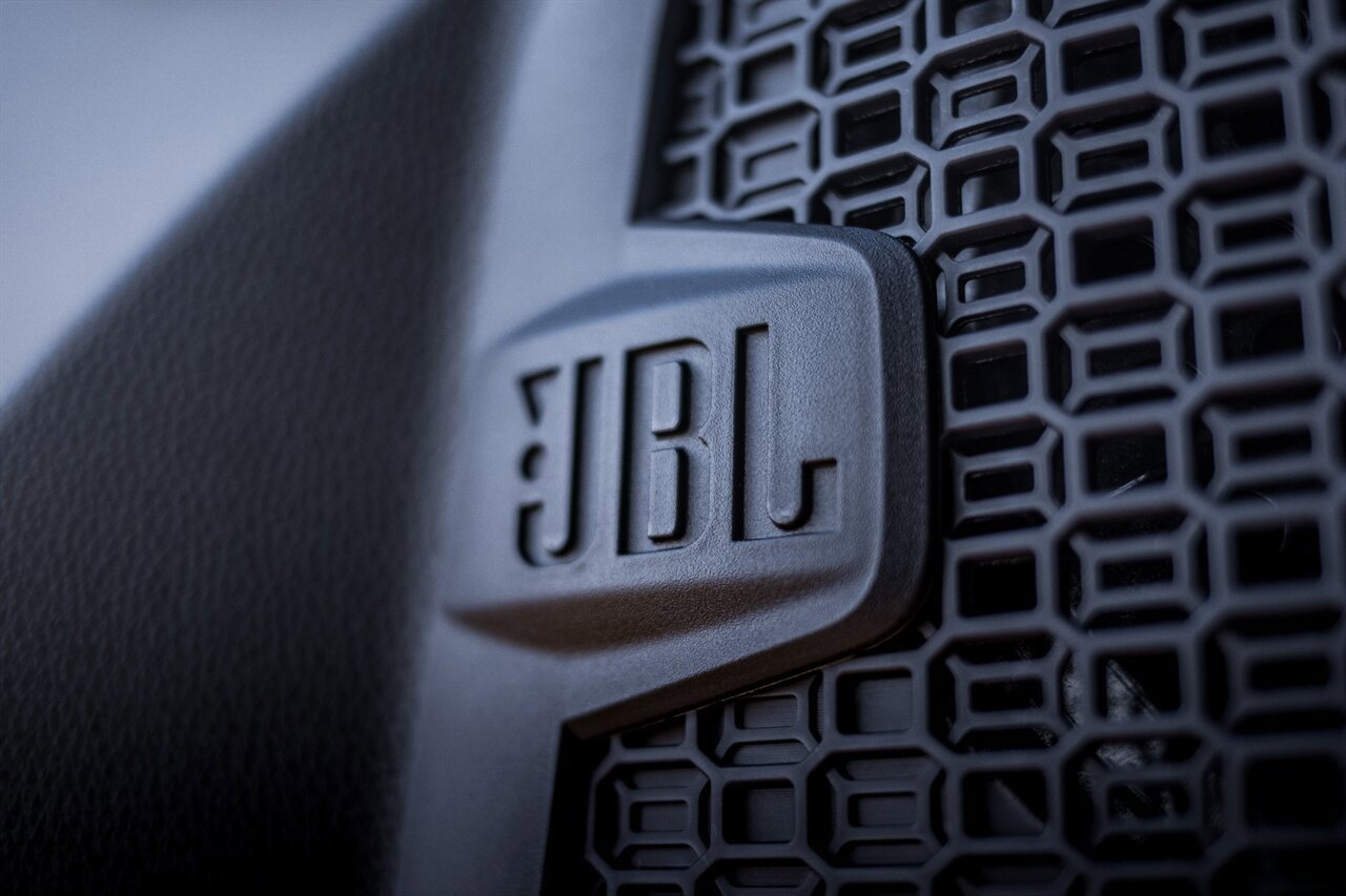 Used 2025 Toyota 4Runner TRD Off-Road Premium image 19