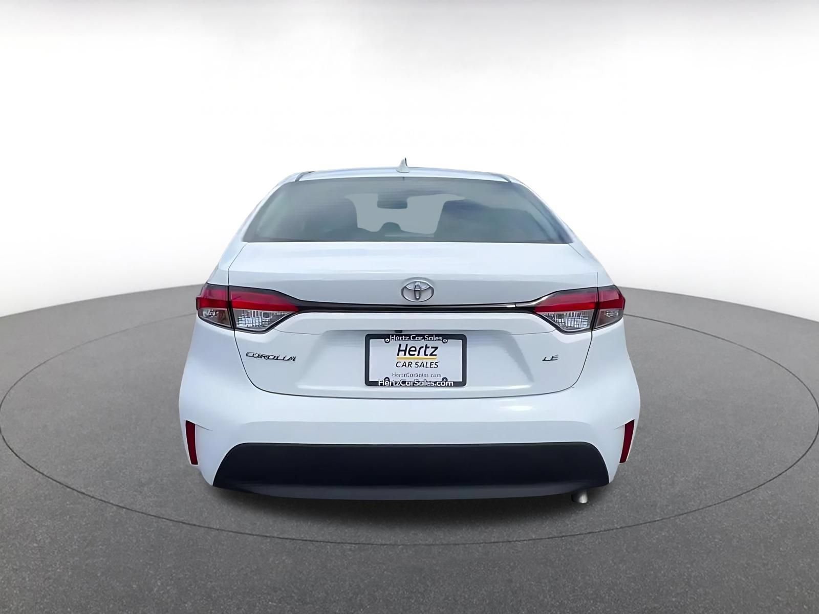 Used 2025 Toyota Corolla LE FWD image 12