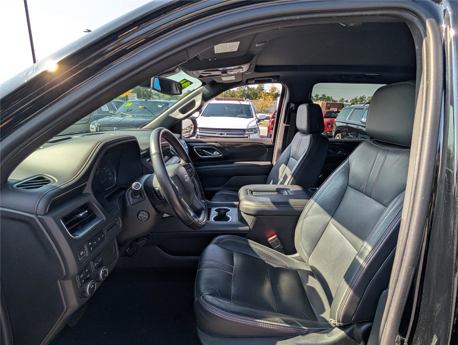 Used 2021 Chevrolet Tahoe RST w/ Luxury Package image 16