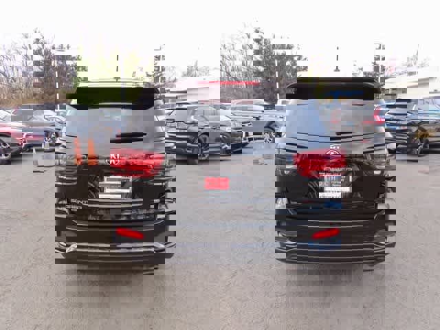 Used 2019 Kia Sorento LX image 5