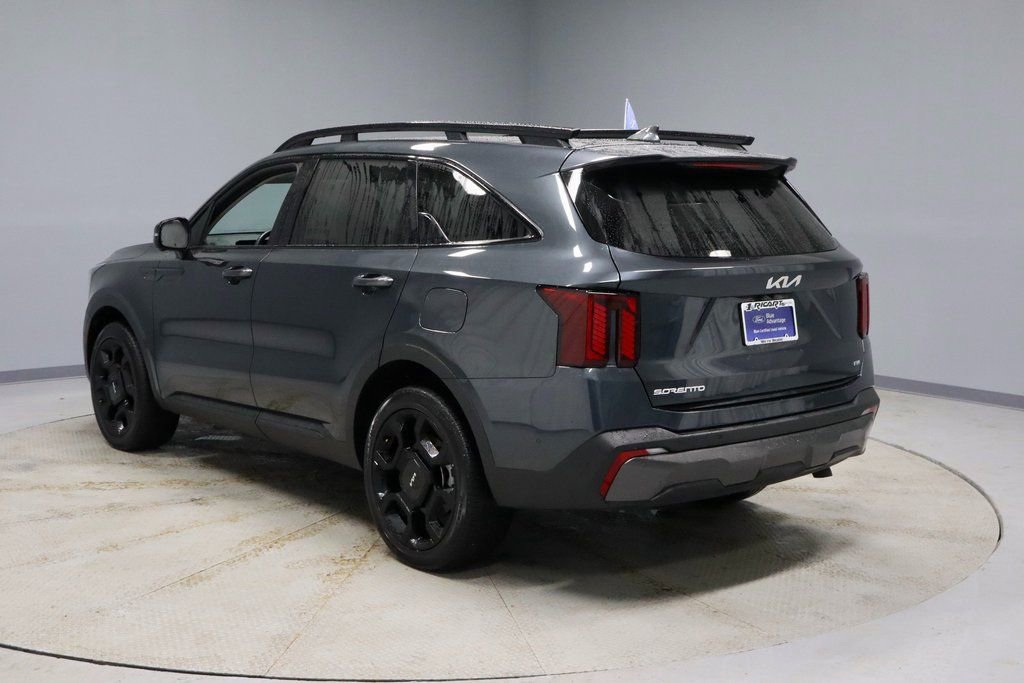 Used 2024 Kia Sorento SX image 10