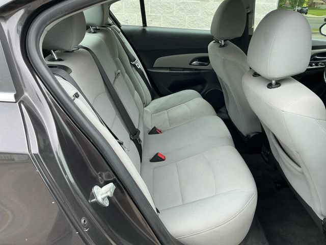 Used 2014 Chevrolet Cruze LT FWD image 19