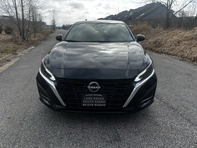 Used 2025 Nissan Altima 2.5 SV image 2