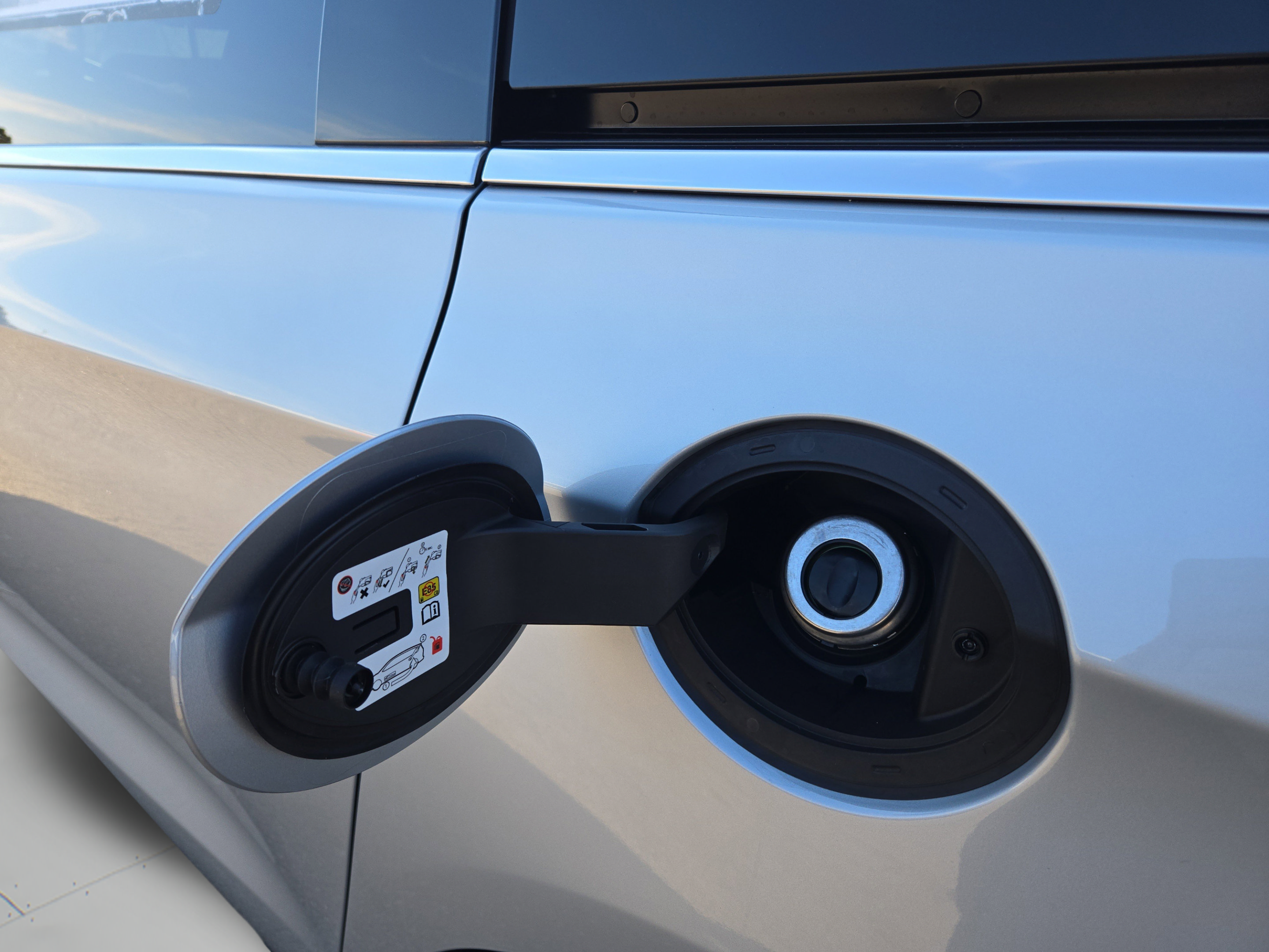 New 2026 Chrysler Pacifica Select FWD image 28