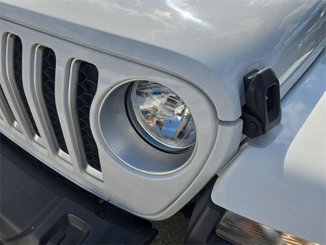 Used 2023 Jeep Gladiator Overland image 8