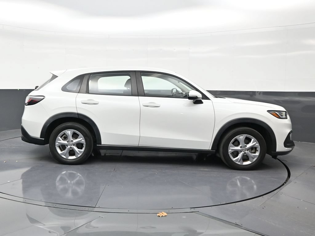 Used 2023 Honda HR-V LX image 6