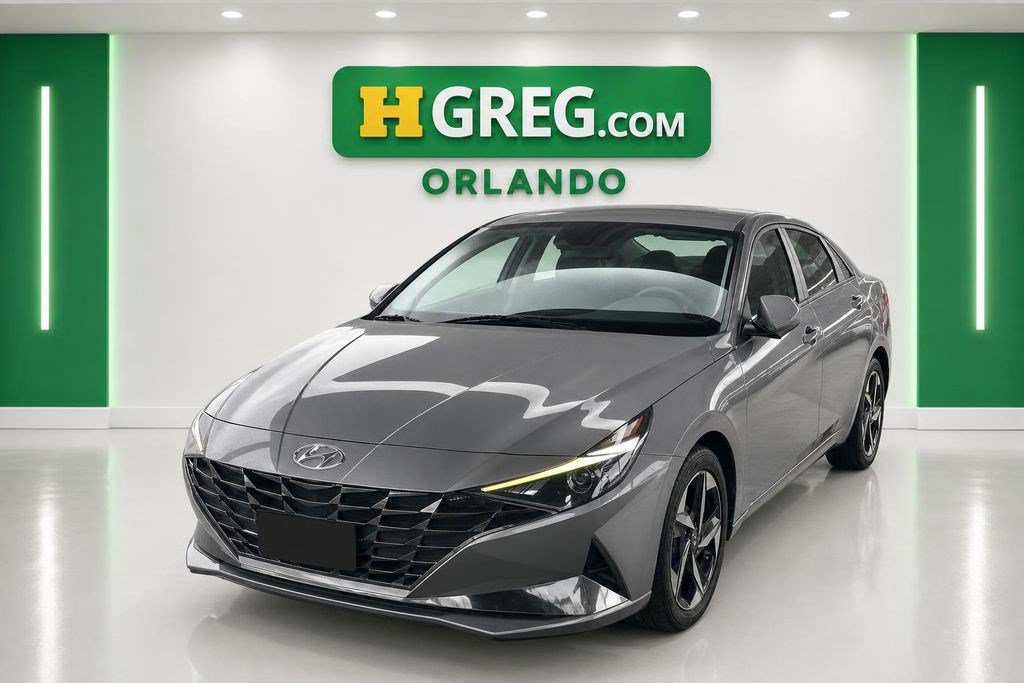Used 2021 Hyundai Elantra SEL w/ Convenience + Premium Package FWD image 4