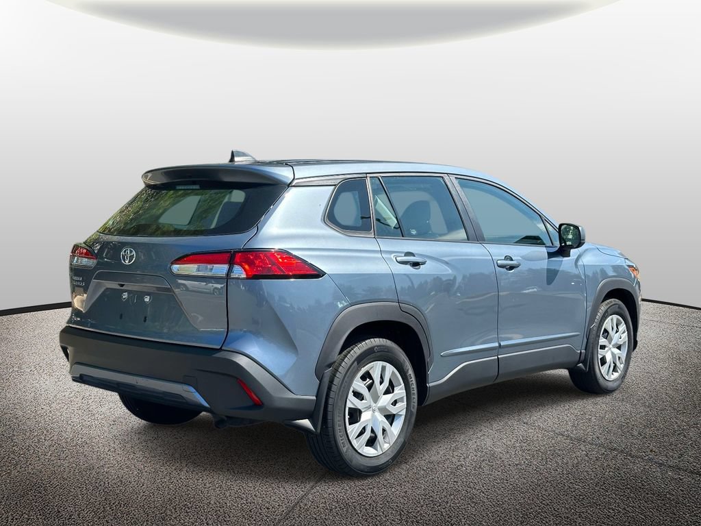 Used 2023 Toyota Corolla Cross L FWD image 2