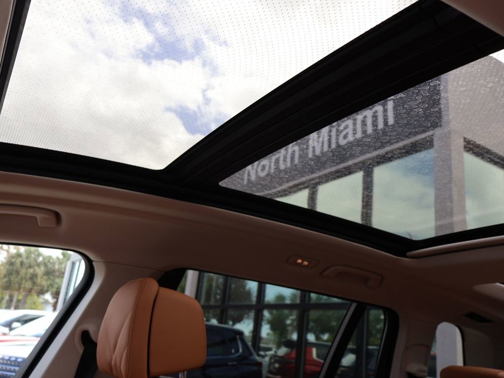 Used 2023 BMW X7 xDrive40i w/ Executive Package image 26