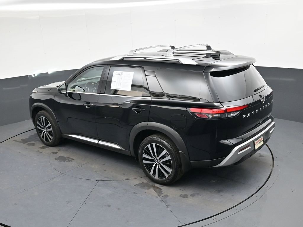 Used 2024 Nissan Pathfinder Platinum w/ Cargo Package image 35