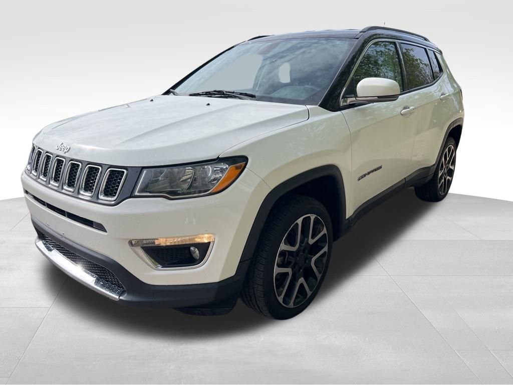 Used 2018 Jeep Compass Limited AWD/4WD image 9