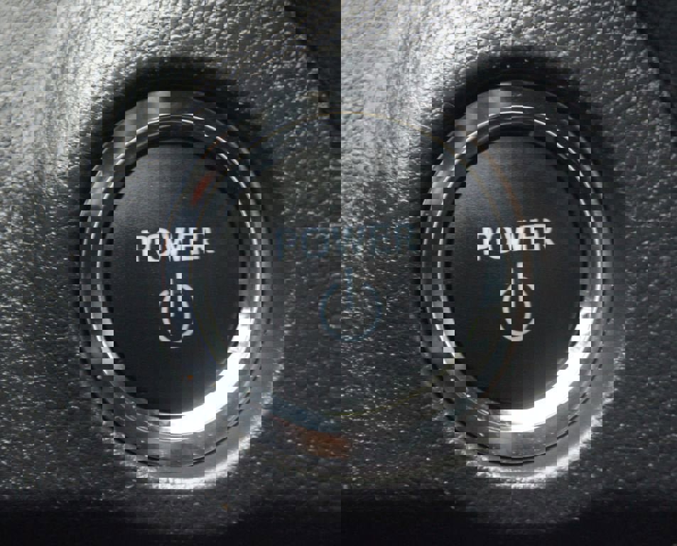 Used 2024 Toyota RAV4 XSE w/ Weather Package image 9