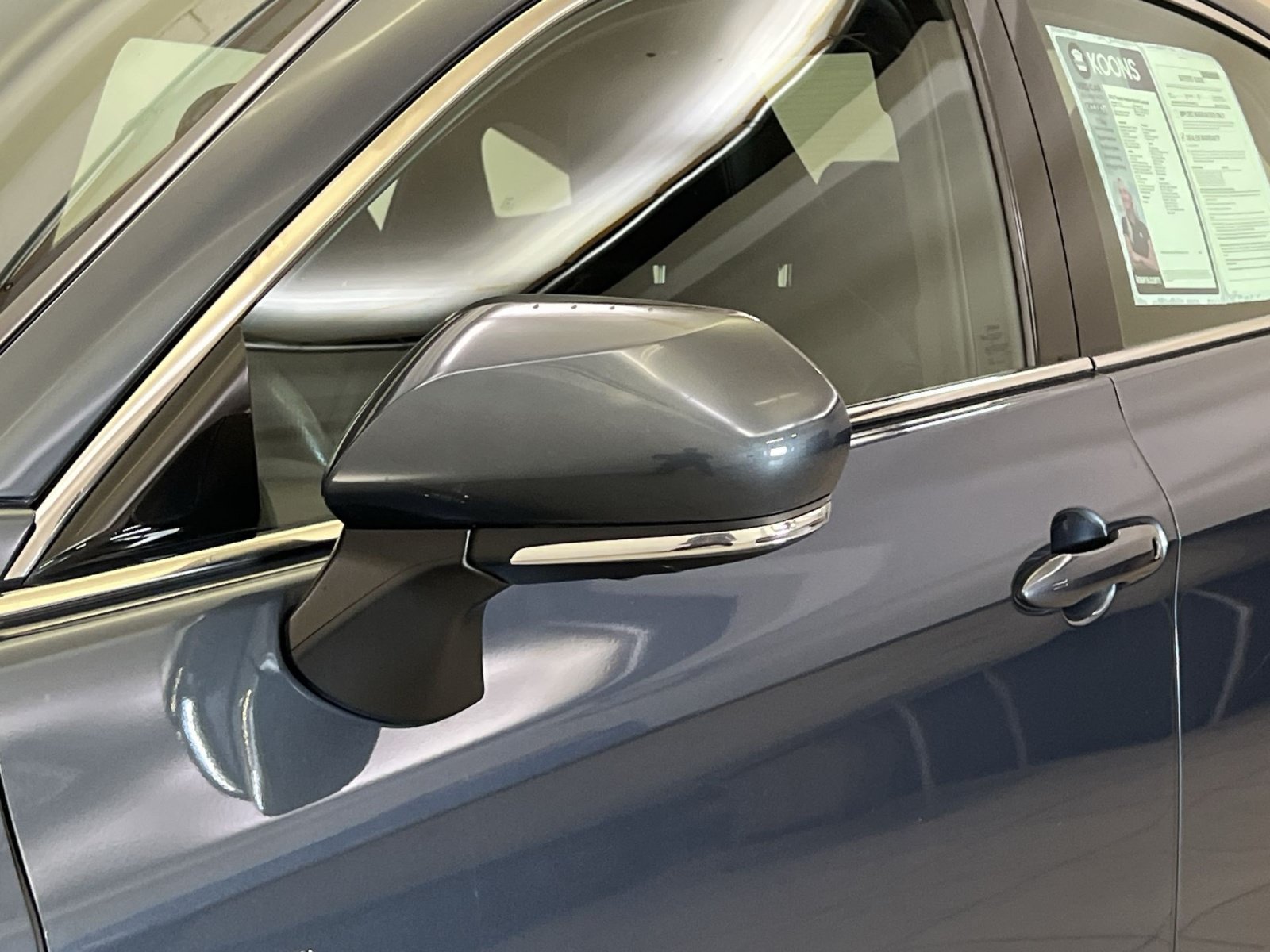 Used 2021 Toyota Avalon Limited w/ Advanced Safety Package FWD image 31