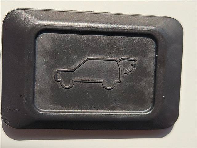 Used 2020 Toyota RAV4 XSE AWD/4WD image 7