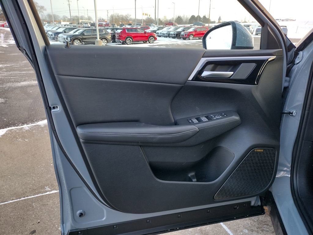 New 2026 Mitsubishi Outlander SE image 30