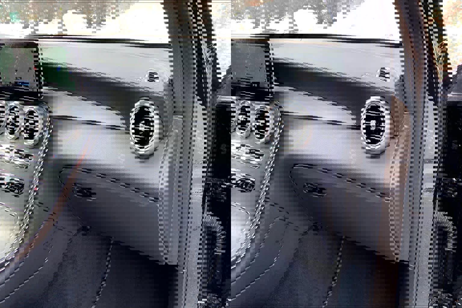 Certified 2023 Mercedes-Benz GLC 300 GLC 300 image 19