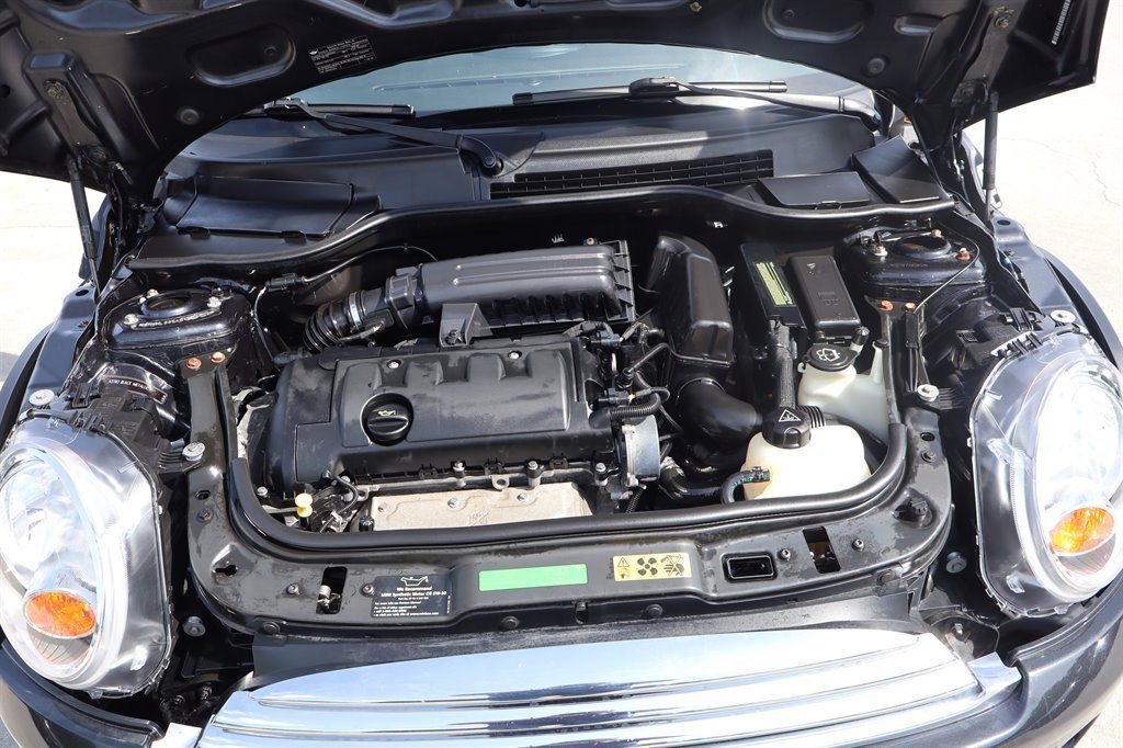 Used 2008 MINI Cooper Clubman Hardtop FWD image 32