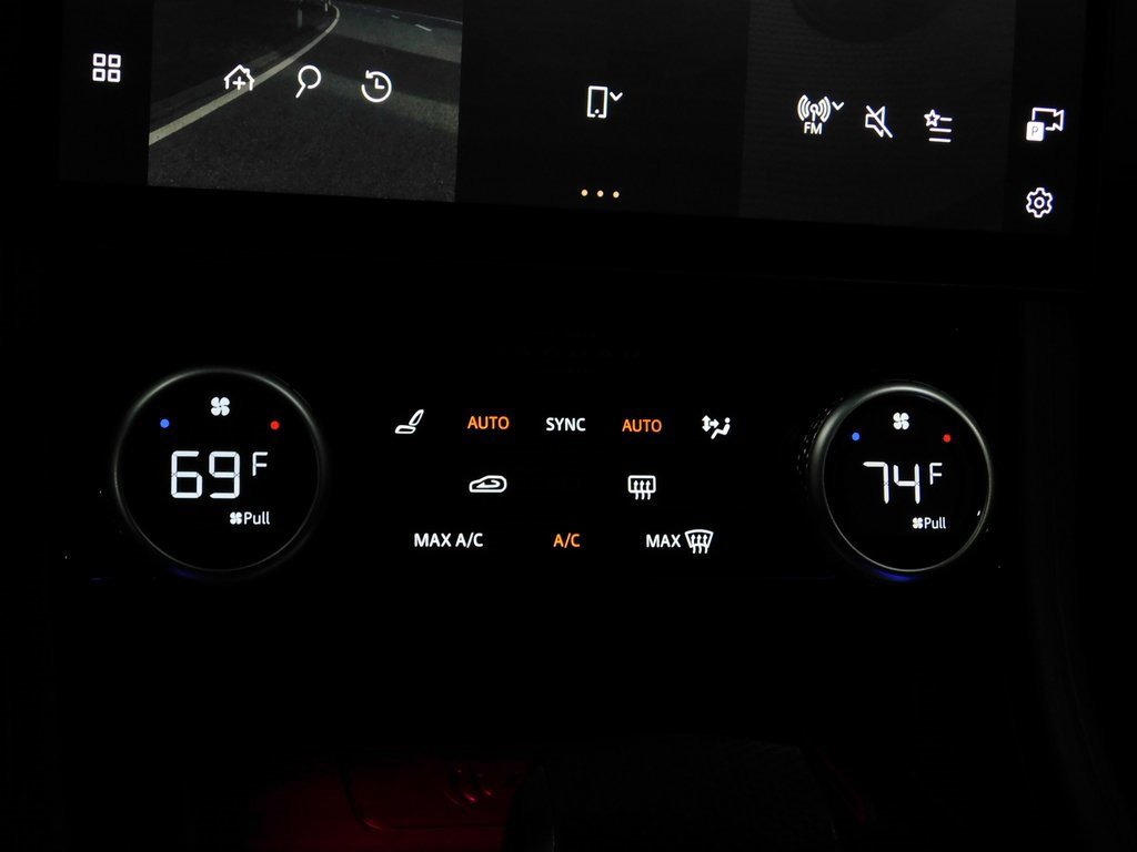 Used 2024 Jaguar F-PACE SVR image 45